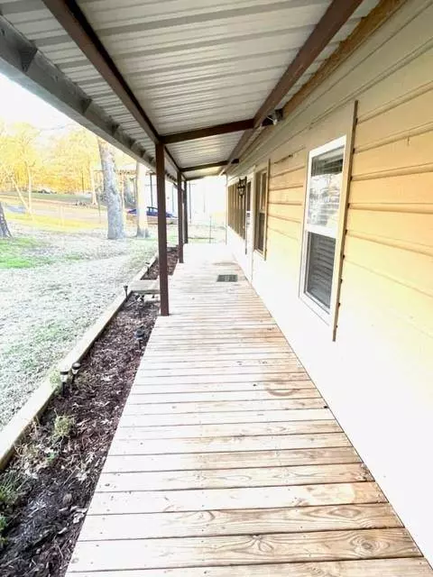 15843 County Road 4260 D, New Summerfield, TX 75654