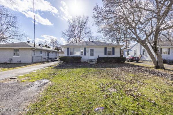 2402 Briargate Ave, Louisville, KY 40216