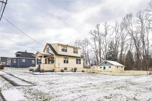 1309 Lengel Ave, Natrona Heights, PA 15065