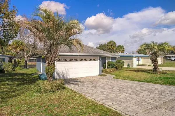 5601 COLUMBUS CIR, Wildwood, FL 34785