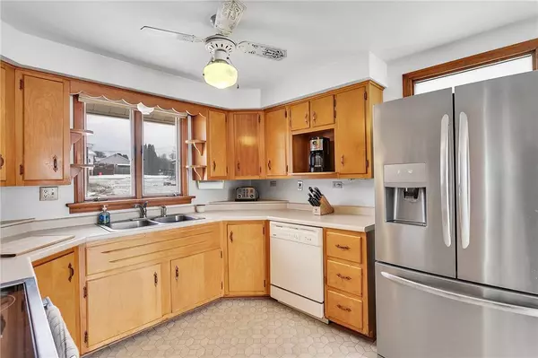 1309 Lengel Ave, Natrona Heights, PA 15065