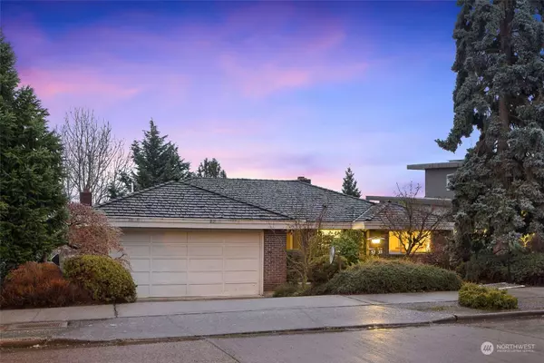 5233 Pullman AVE NE, Seattle, WA 98105