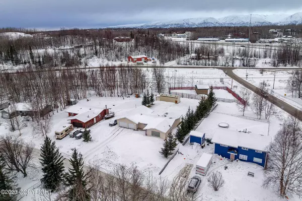 4971 E Rhubarb CIR, Wasilla, AK 99654