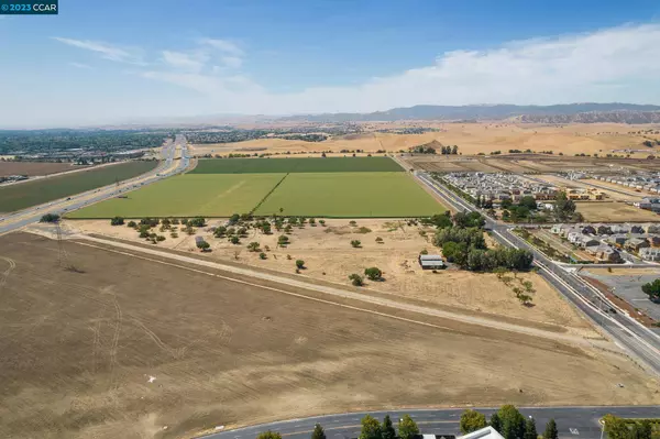 5225 Heidorn Ranch Rd, Brentwood, CA 94513