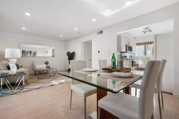 6212 Admiralty LN, Foster City, CA 94404