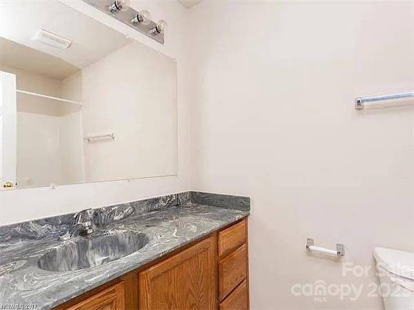 51 Lanceford CIR, Fletcher, NC 28732