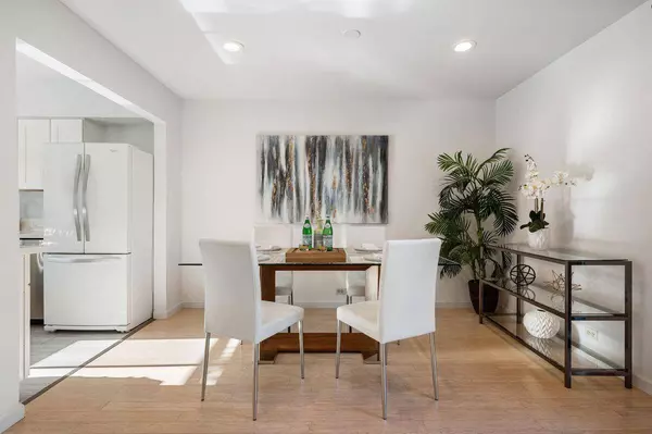 6212 Admiralty LN, Foster City, CA 94404