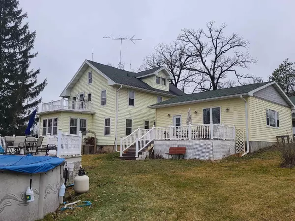 976 Hwy 69 #69, Montrose, WI 53508