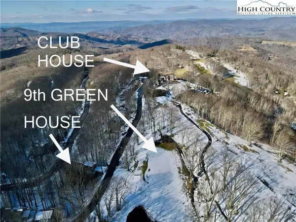 105 Club House RD, Beech Mountain, NC 28604