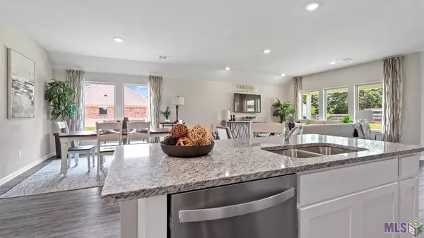 32144 DEVAN TRAILS, Denham Springs, LA 70726