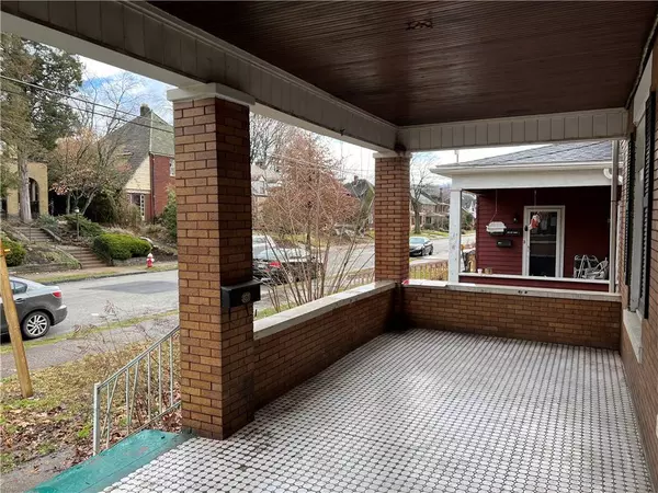 445 5th Ave, New Kensington, PA 15068