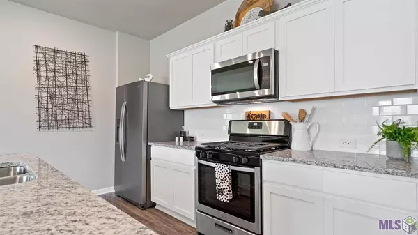 32144 DEVAN TRAILS, Denham Springs, LA 70726