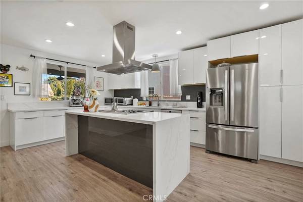 15751 Morrison ST, Encino, CA 91436