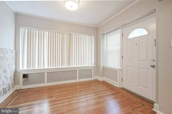 6429 N SYDENHAM ST, Philadelphia, PA 19126