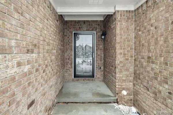 4134 CHASE RIDGE Lane, Howell, MI 48843