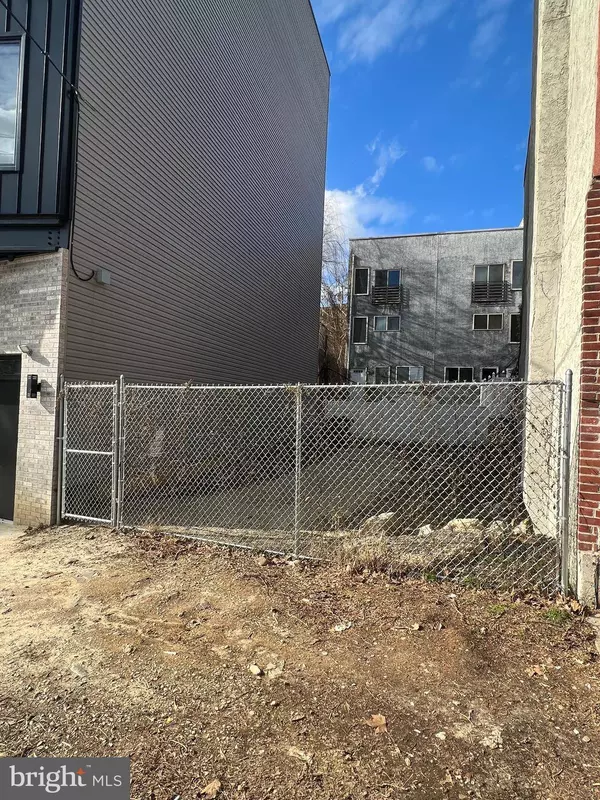 702 N 18TH ST, Philadelphia, PA 19130