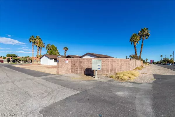 5960 Palmyra Avenue, Las Vegas, NV 89146
