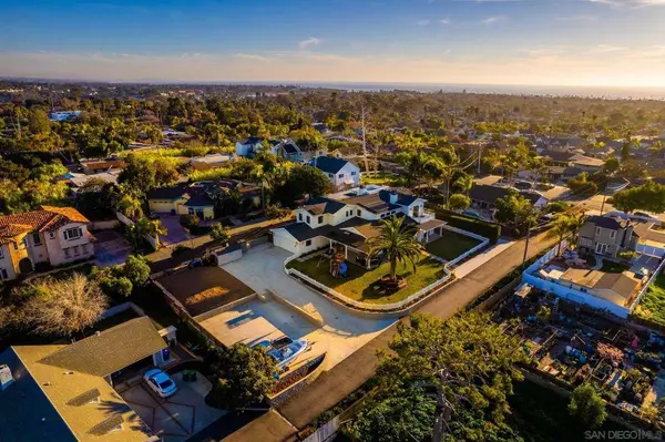 1514 Hunsaker, Oceanside, CA 92054