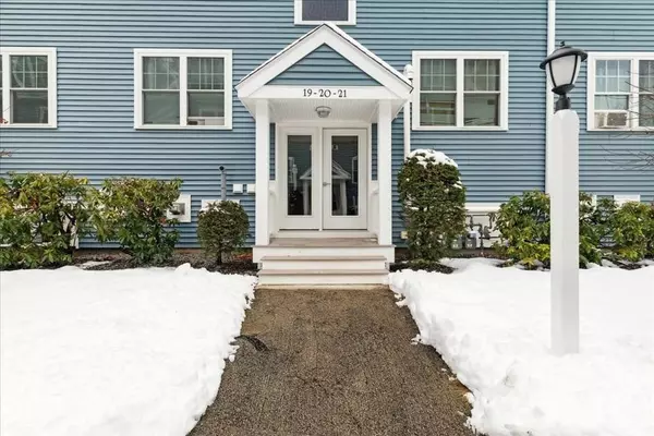 312 Water St #19, Lawrence, MA 01841