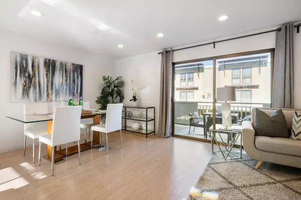 6212 Admiralty LN, Foster City, CA 94404