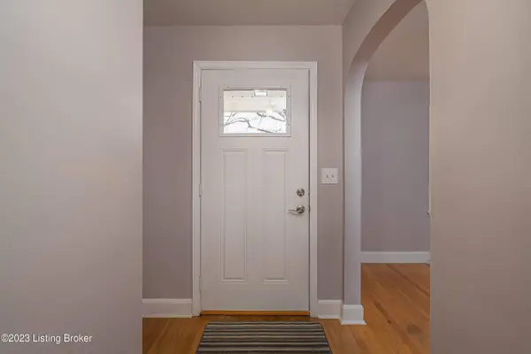 1346 Frances Dr, New Albany, IN 47150