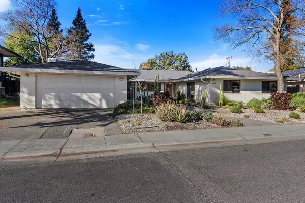 1607 Tamarack LN, Davis, CA 95616