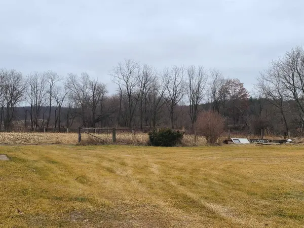 976 Hwy 69 #69, Montrose, WI 53508