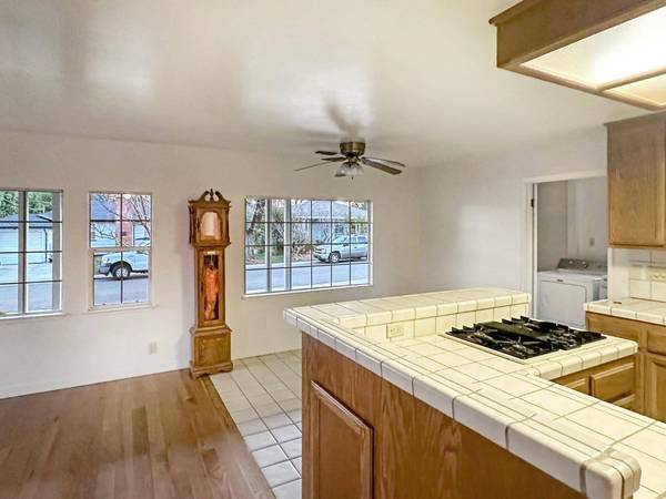 281 Sutter ST, Auburn, CA 95603