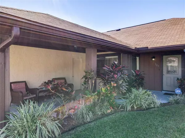 721 LAKESIDE DR, Winter Springs, FL 32708