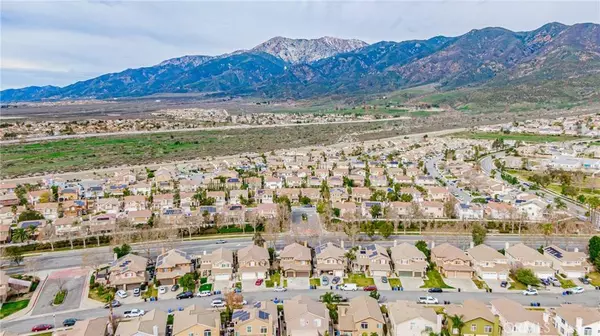 5584 Hunt Club Drive, Fontana, CA 92336