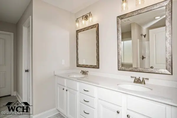 811 John E Sullivan Road, Byron, GA 31008