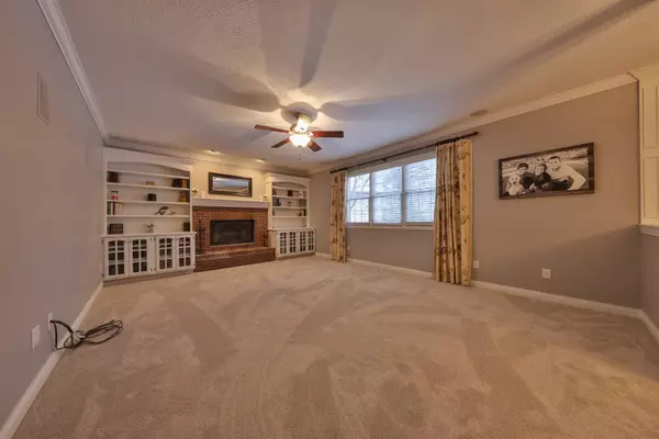 14443 Waterway BLVD, Fishers, IN 46040