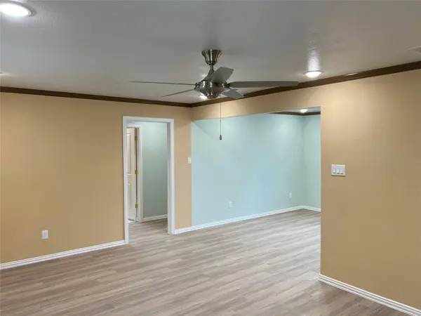 3929 Ramona Avenue, Dallas, TX 75216