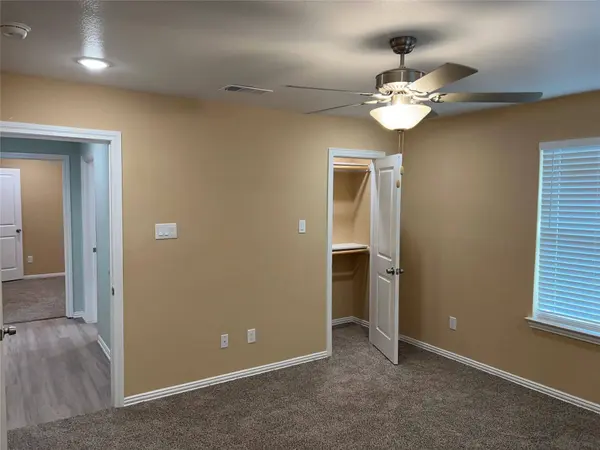 3929 Ramona Avenue, Dallas, TX 75216