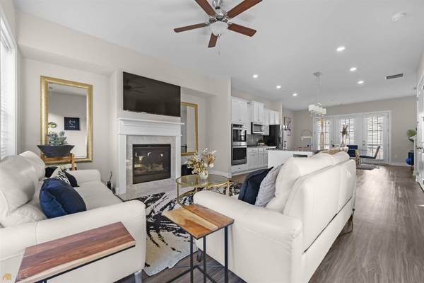 1663 Mountain Top LN, Smyrna, GA 30082