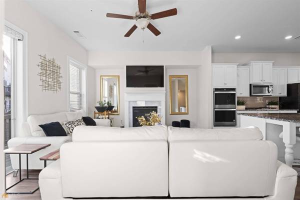 1663 Mountain Top LN, Smyrna, GA 30082