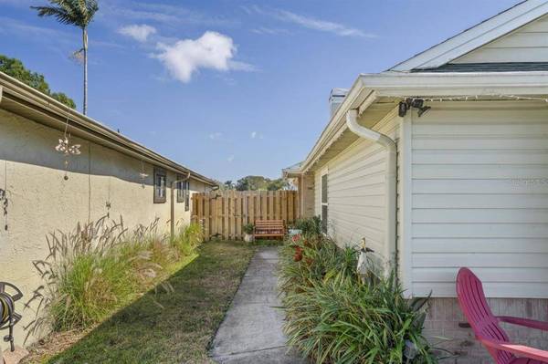 2257 SPRINGRAIN DR, Clearwater, FL 33763