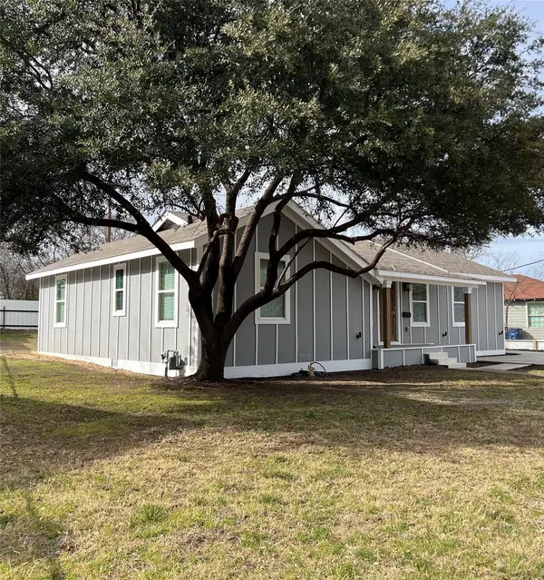 3929 Ramona Avenue, Dallas, TX 75216