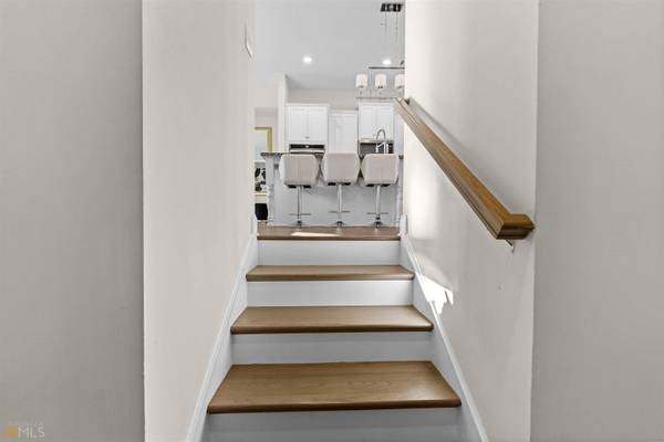 1663 Mountain Top LN, Smyrna, GA 30082