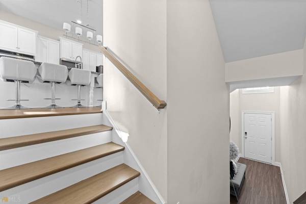 1663 Mountain Top LN, Smyrna, GA 30082