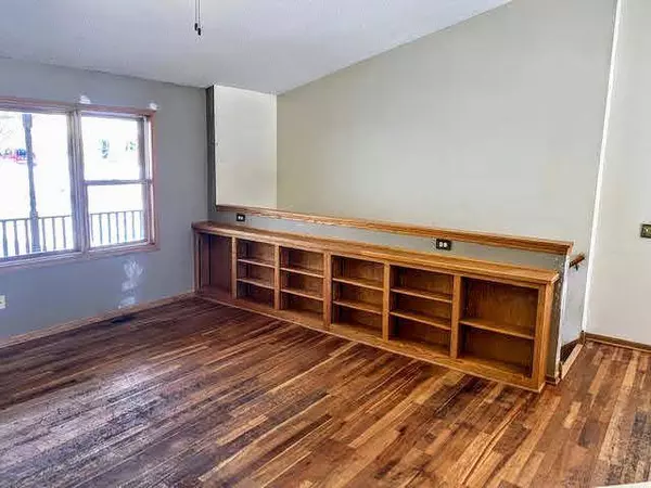 510 Ashland ST N, Cambridge, MN 55008