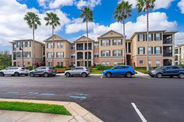 8168 BOAT HOOK LOOP #107, Windermere, FL 34786