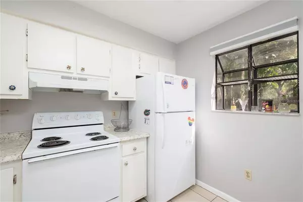 2108 SW 39TH DR, Gainesville, FL 32607