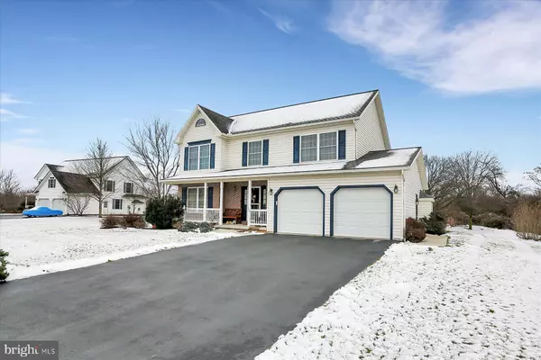 224 OVERFIELD DR, Carlisle, PA 17015