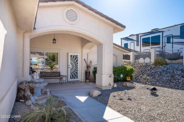 585 Mohican Dr, Lake Havasu City, AZ 86406