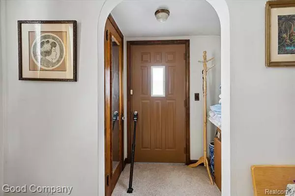 1028 N MONROE Street, Monroe, MI 48162