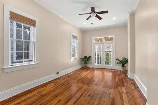 1724 GENERAL TAYLOR ST, New Orleans, LA 70115