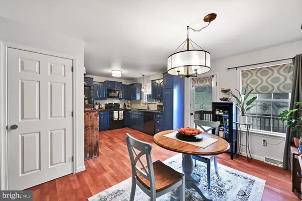 49 BEVERLY DR, Myerstown, PA 17067