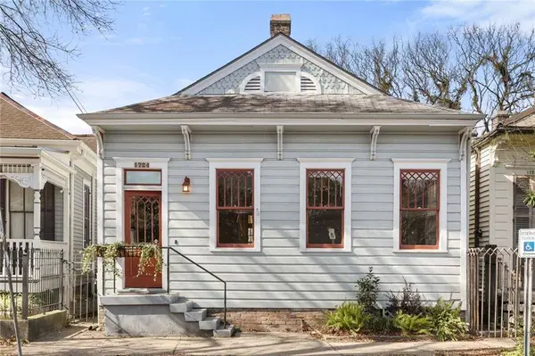 1724 GENERAL TAYLOR ST, New Orleans, LA 70115