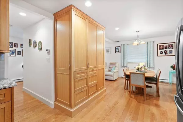 56 Ash St, Danvers, MA 01923